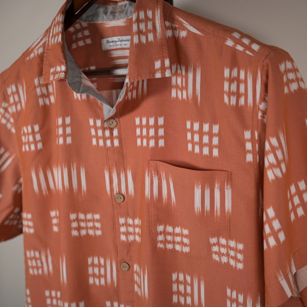 Tommy Bahama Mens XL Coral Orange Ikat Print Coolmax Tencel Button Down Shirt